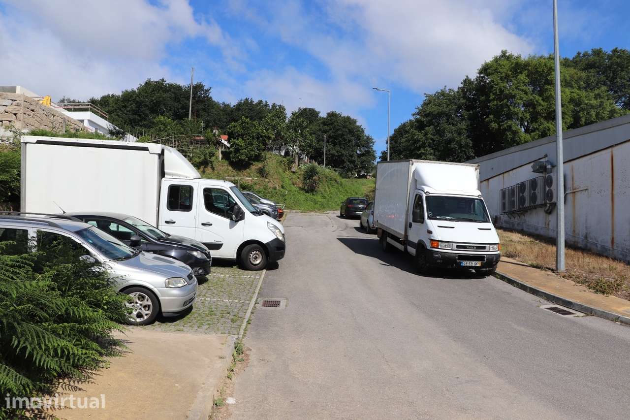 Lote Industrial  Venda em Brito,Guimarães - Grande imagem: 2/9