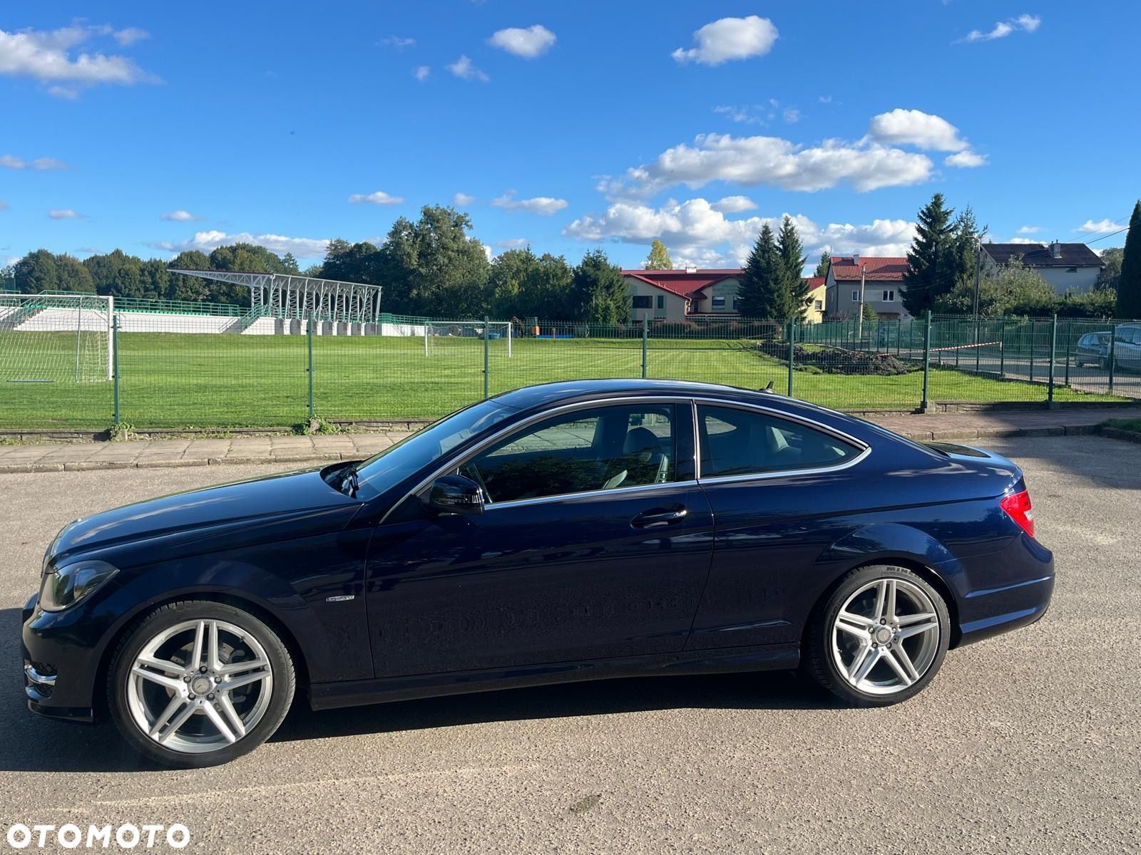 Mercedes-Benz Klasa C 180 CGI BlueEff - 1