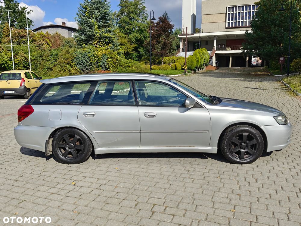 Subaru Legacy Kombi 2.0 4WD - 34