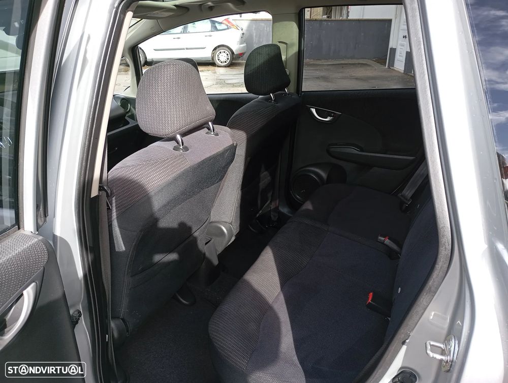 Honda Jazz 1.3 IMA i-VTEC Elegance Tecto Panoramico - 11