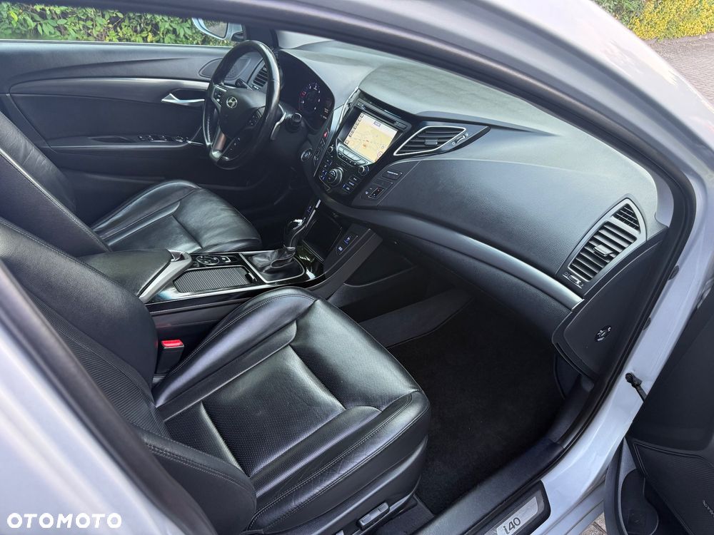 Hyundai i40 Kombi blue 1.7 CRDi DCT Premium - 28