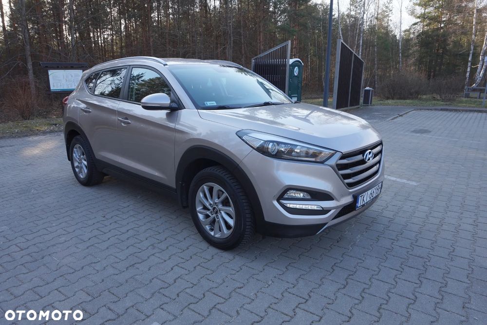 Hyundai Tucson 1.7 CRDI BlueDrive Comfort 2WD - 2