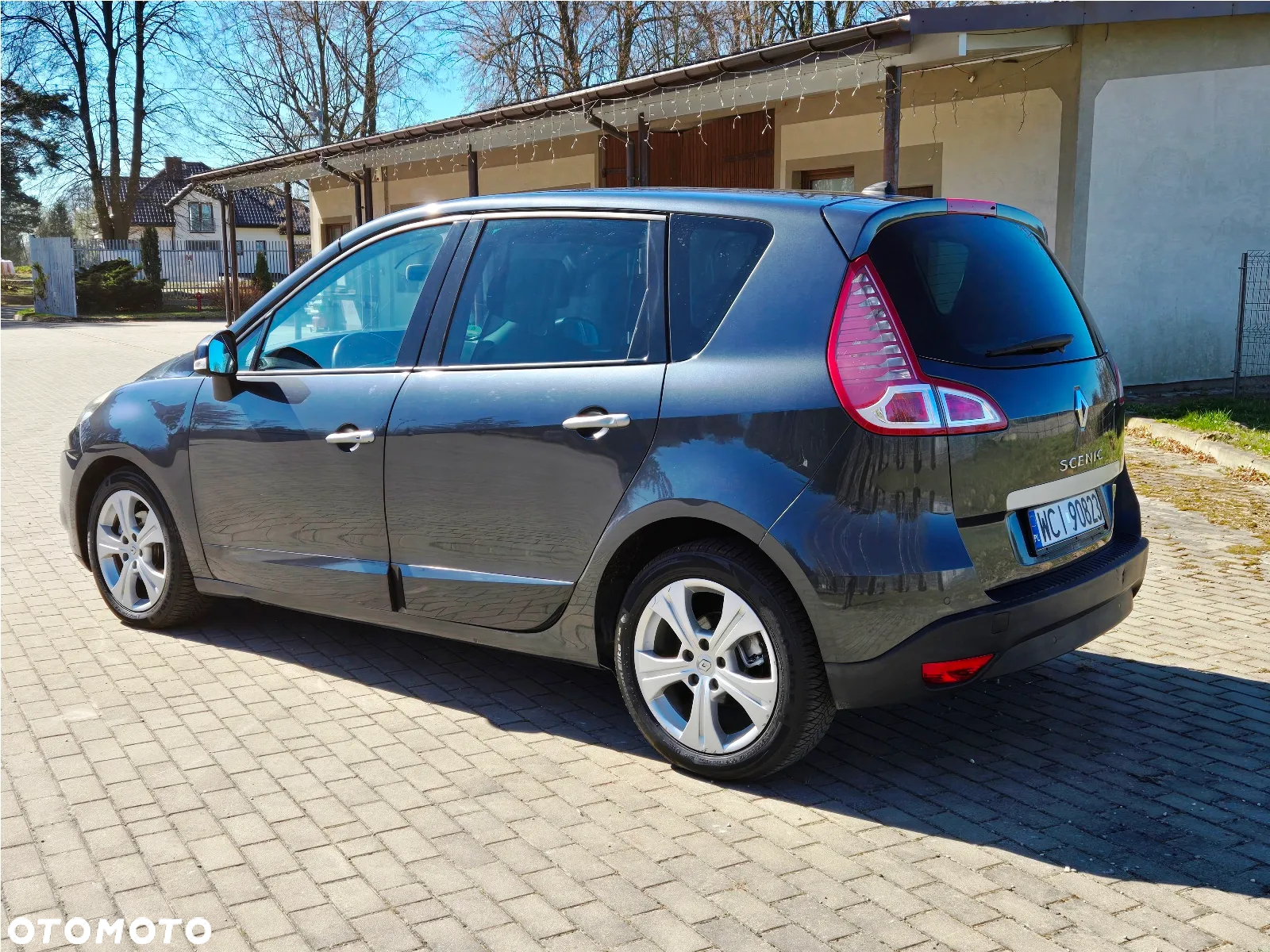 Renault Scenic 1.9 dCi Tech Run Euro5 - 9