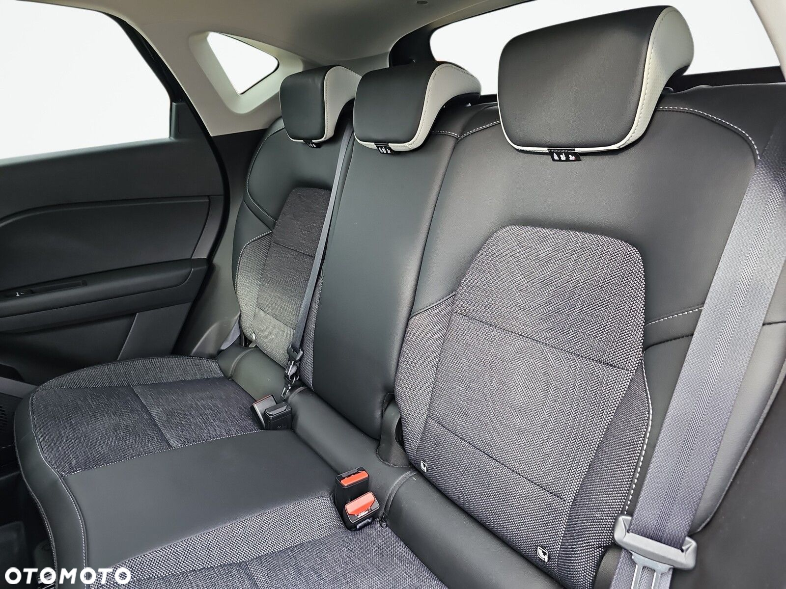 Renault Captur - 23
