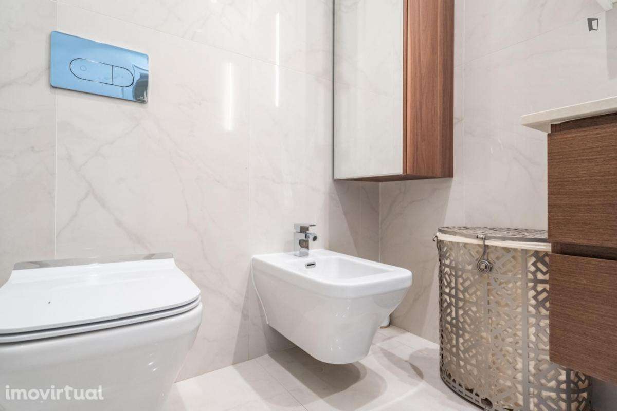 Apartamento com 2 quartos - localizado em Baixa Lisbon - Grande imagem: 3/23