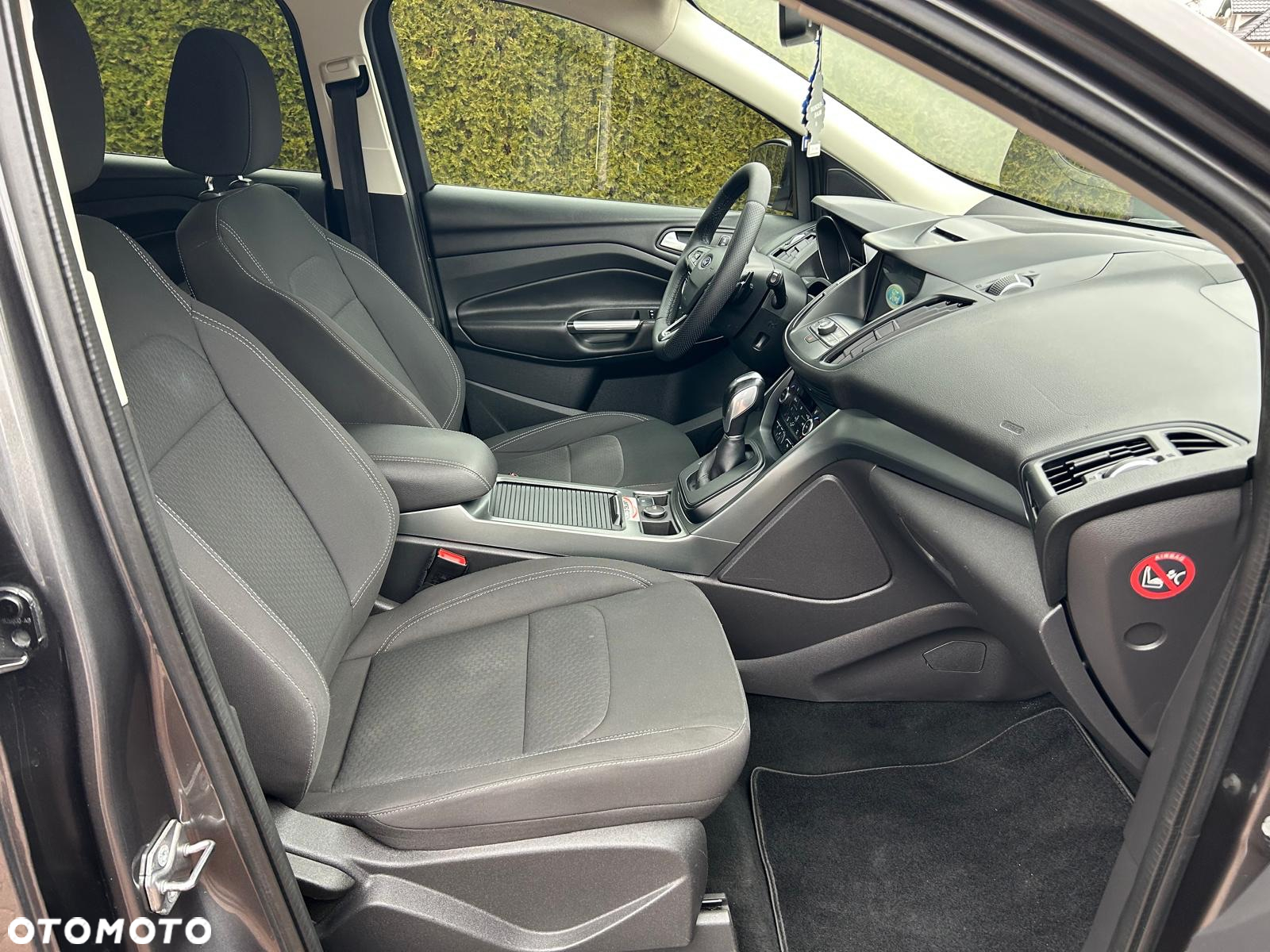 Ford Kuga 2.0 TDCi 4WD Trend - 22
