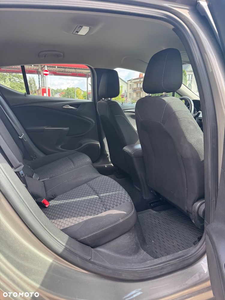 Opel Astra 1.4 Enjoy - 7