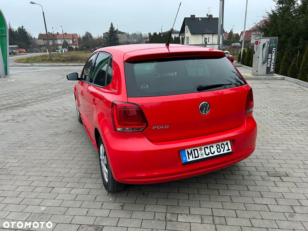 Volkswagen Polo 1.2 MATCH - 9