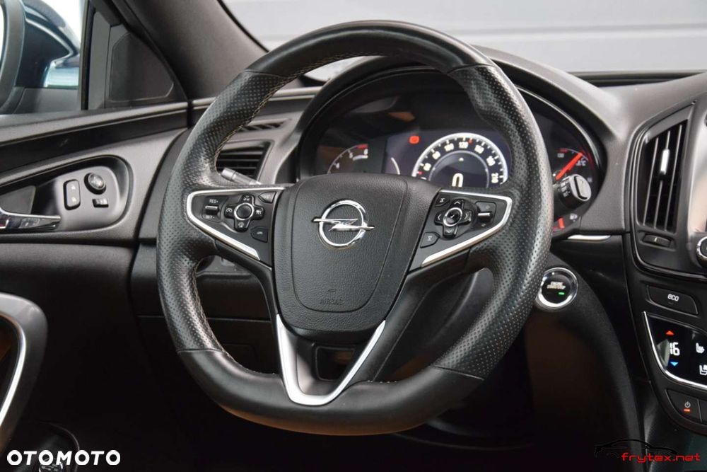 Opel Insignia - 34