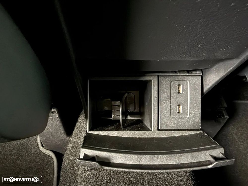 Mercedes-Benz GLA 250 e 8G-DCT AMG Line - 23