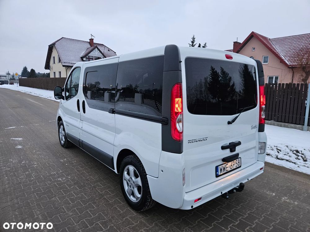Renault Trafic Passenger Expression - 3