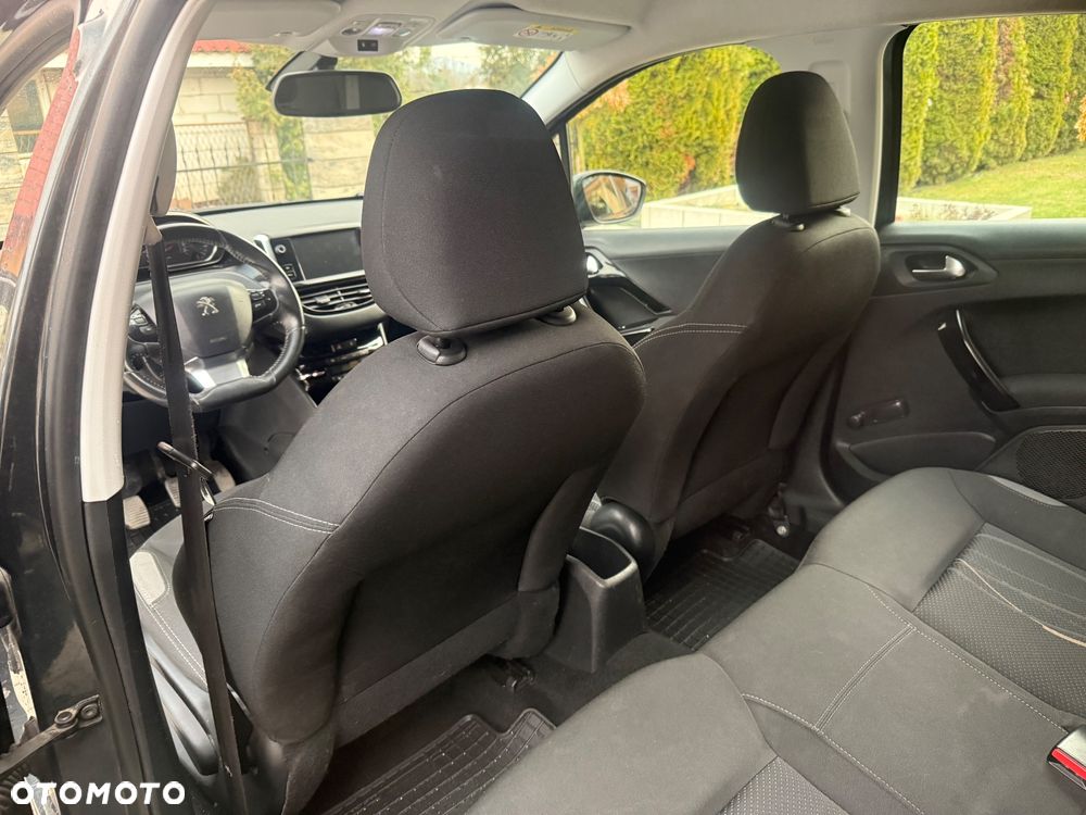 Peugeot 208 e-HDi FAP 92 Stop&Start Allure - 10