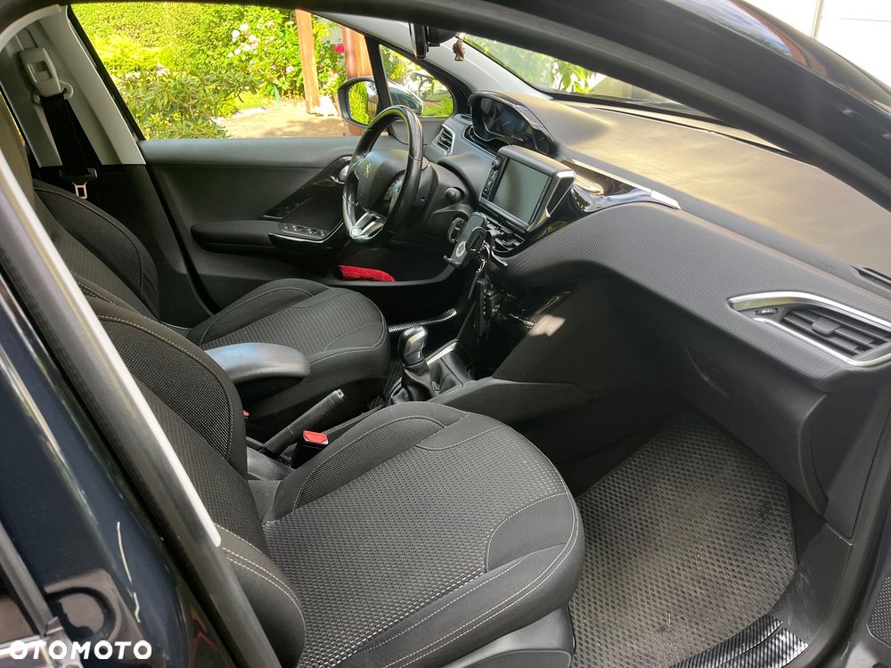 Peugeot 208 1.6 BlueHDi Active - 10