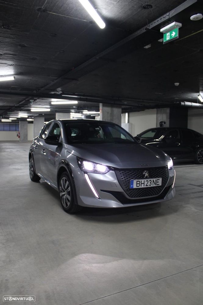 Peugeot e-208 - 1