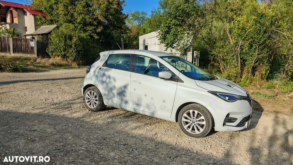 Renault ZOE - 8