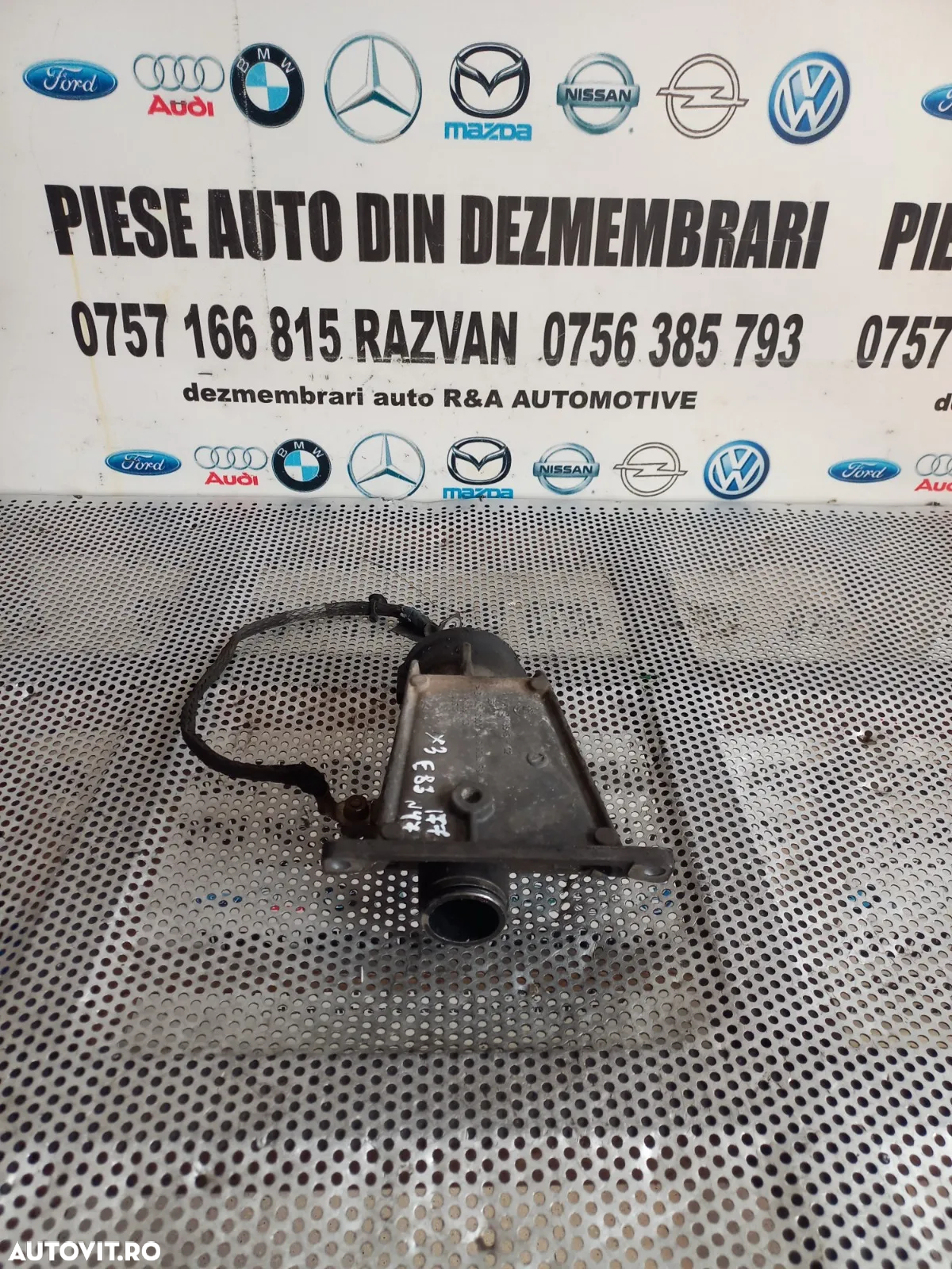 Suport Planetara Intermediara Bmw X3 E83 2.0 D N47 Cod 3448546 Dezmembrez Bmw X3 E83 LCI Facelift 2.0 D Manual N47 177 Cai 4x4 Volan Stanga - Dezmembrari Arad - 3