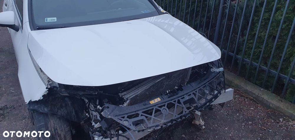 Mercedes-Benz CLA - 8