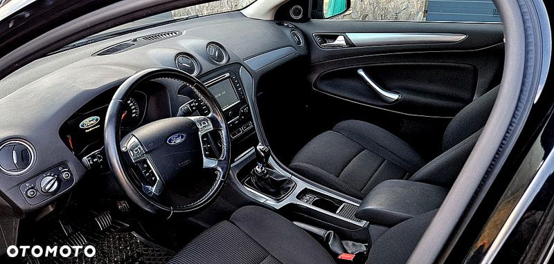 Ford Mondeo SW 2.0 TDCi Titanium S - 22