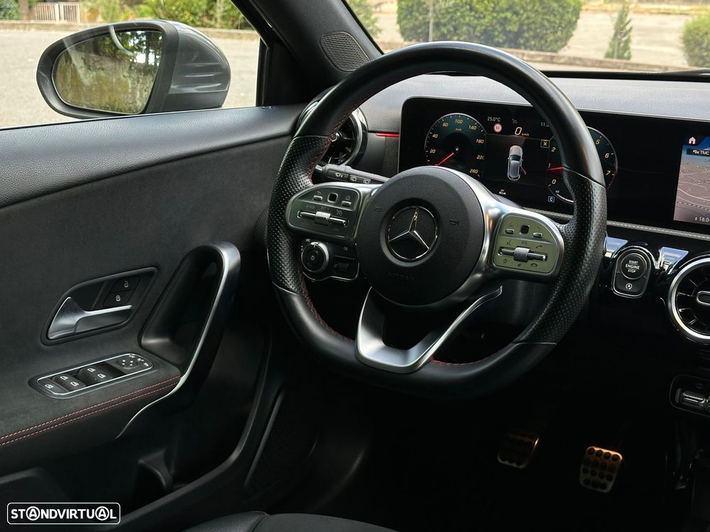 Mercedes-Benz A 200 AMG Line - 24