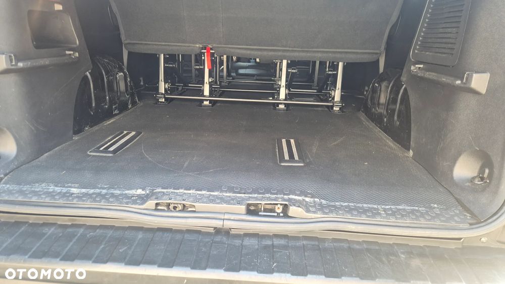 Renault Trafic 2.0 dCi - 12