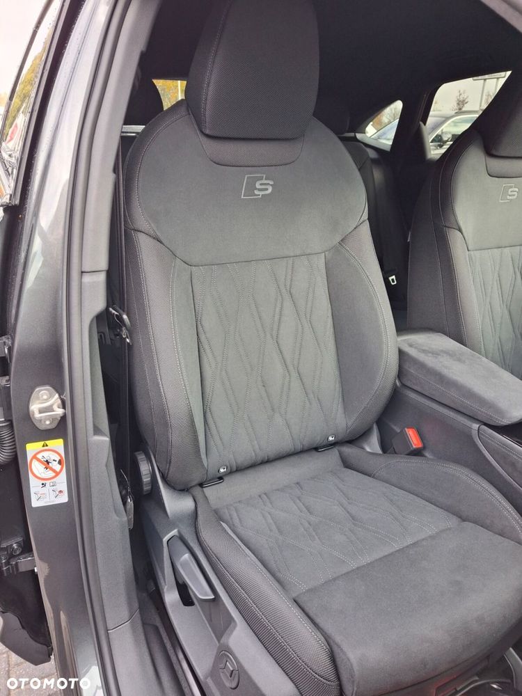 Audi Q3 Sportback - 15