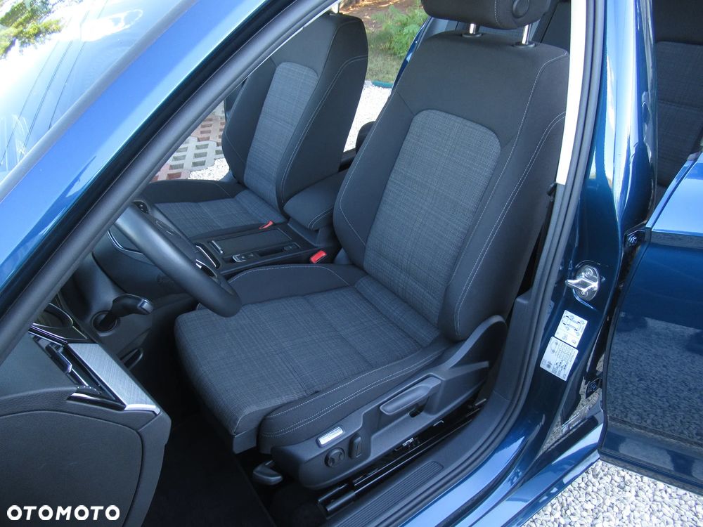 Volkswagen Passat 1.5 TSI EVO Business - 6