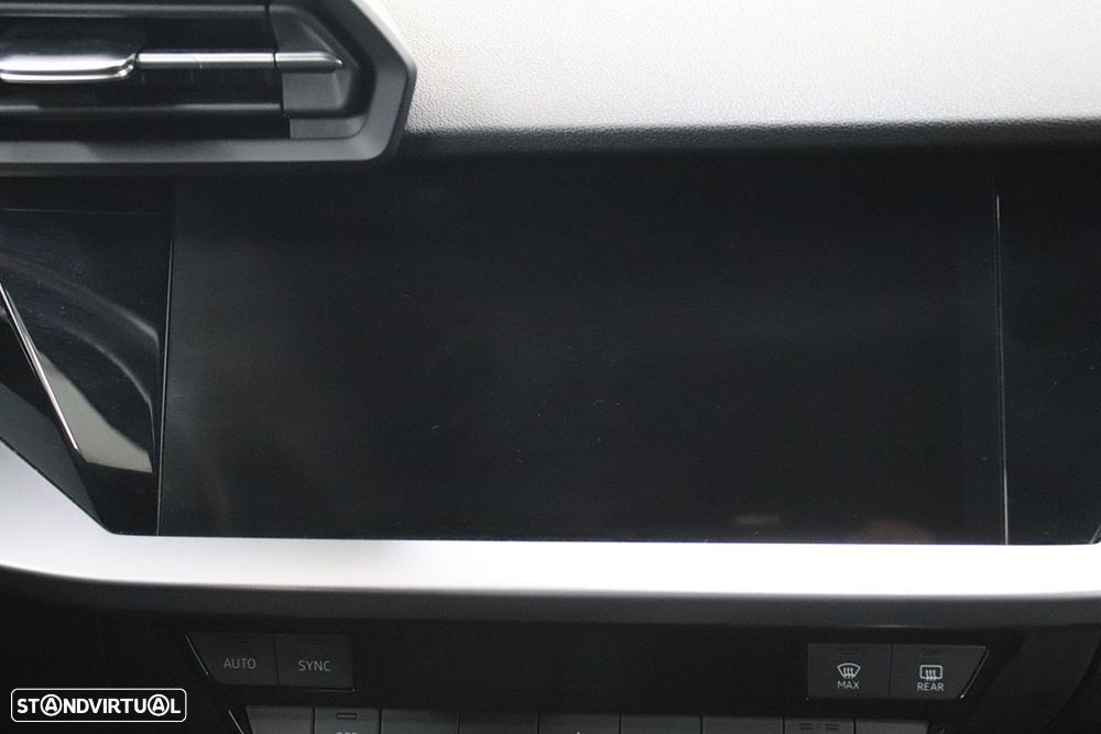 Audi A3 Sportback 45 TFSIe S line - 10