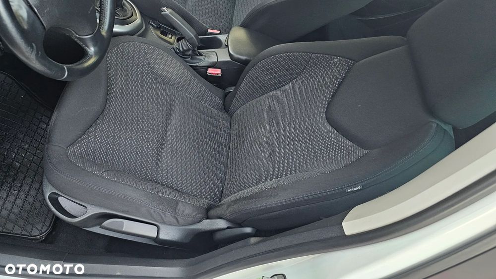 Peugeot 308 HDi FAP 135 Business Line - 35
