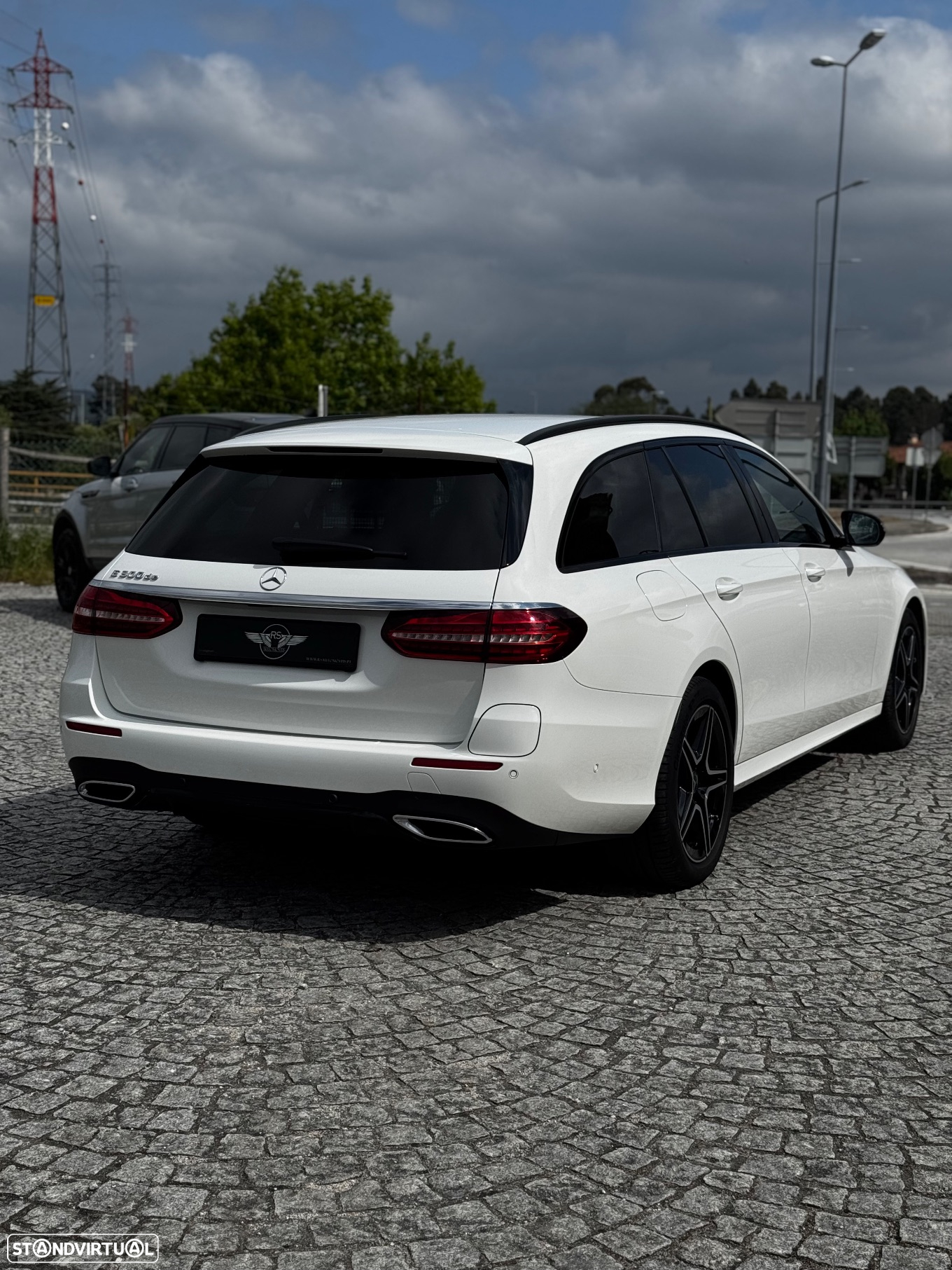 Mercedes-Benz E 300 de AMG Line - 4