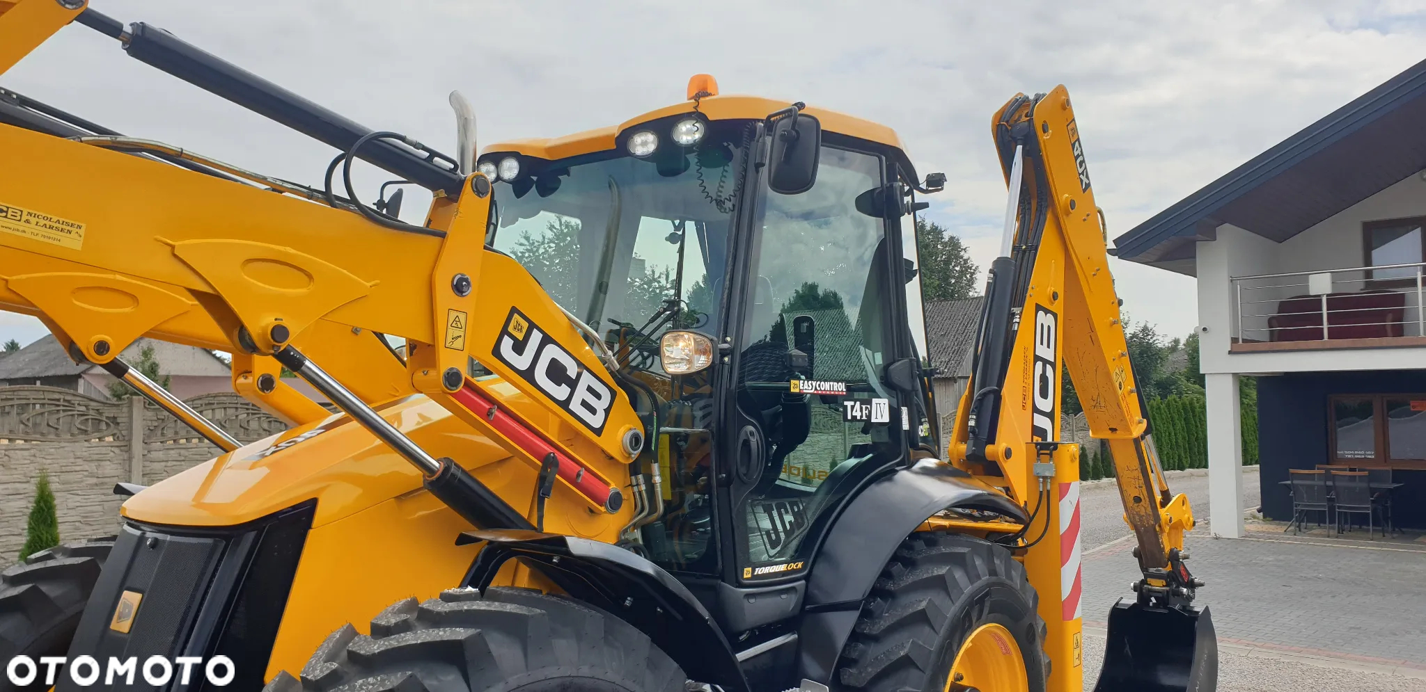 JCB 4CX rok 2018 full opcja sprowadzona 3850mtg. SUPER STAN! - 38