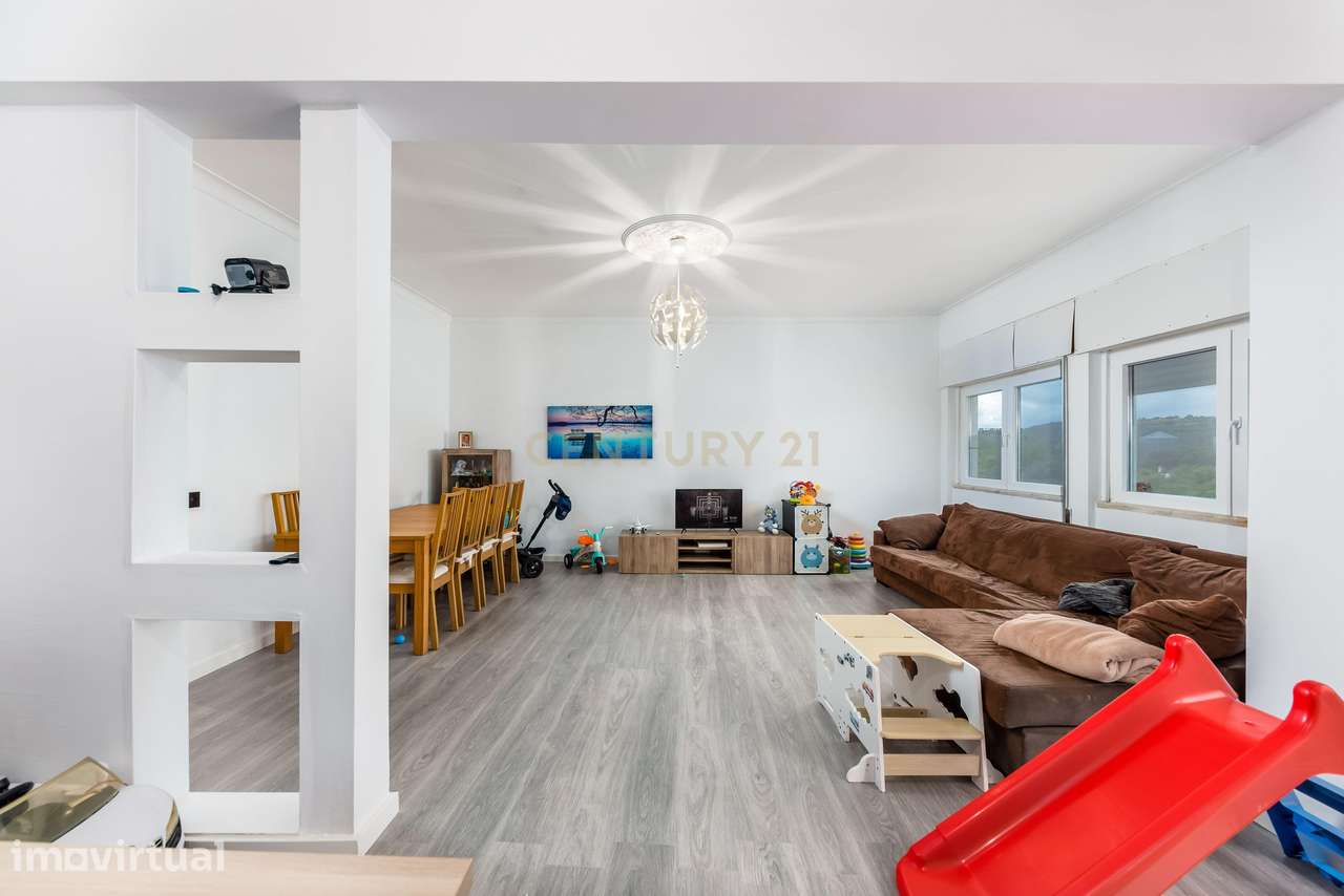 Apartamento T4 transformado em T3 Renovado em Abrantes - Grande imagem: 5/35
