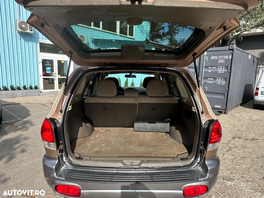 Hyundai Santa Fe 2.0 CRDI 4WD - 12