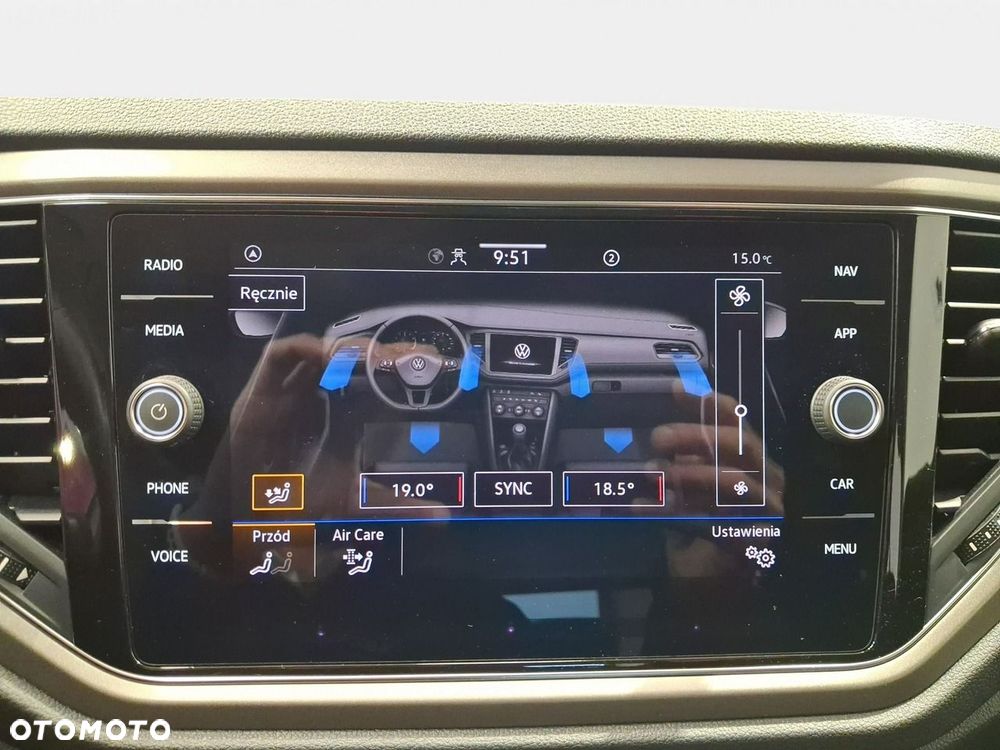 Volkswagen T-Roc - 36