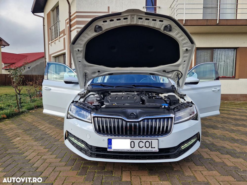 Skoda Superb 2.0 TDI DSG Ambition - 33