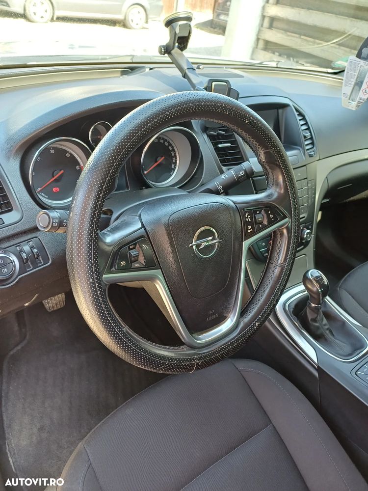 Opel Insignia 2.0 CDTI - 28