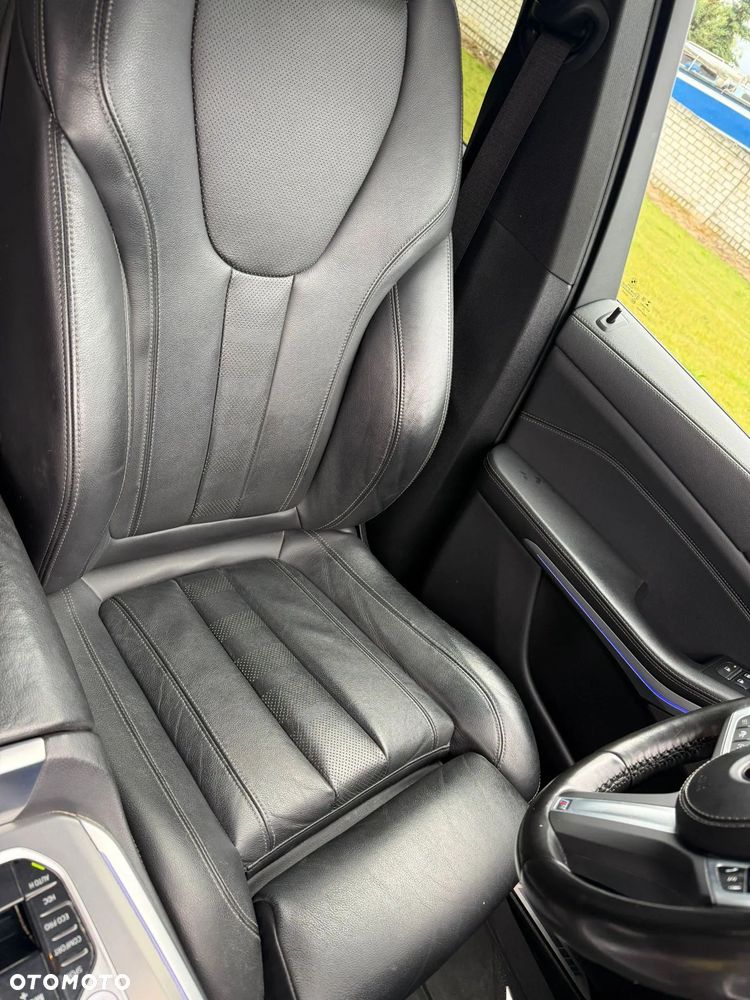 BMW X5 xDrive30d mHEV - 9