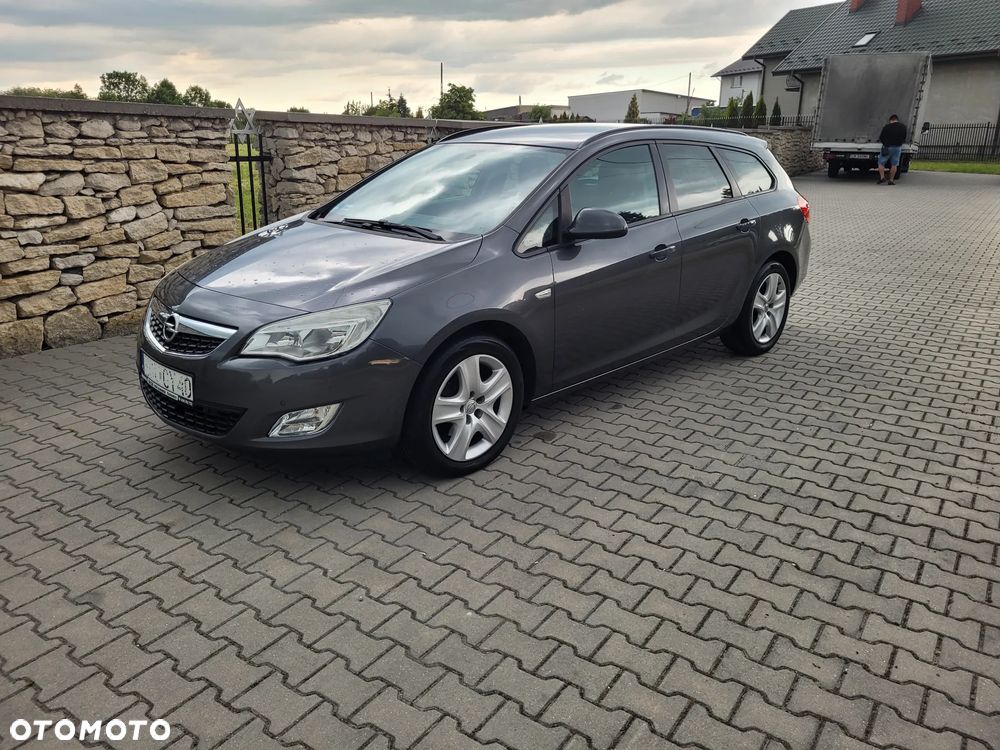 Opel Astra - 2
