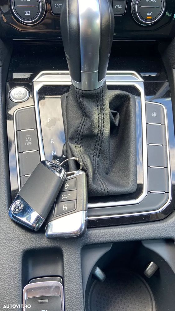 Volkswagen Passat Variant 2.0 TDI DSG Highline - 8