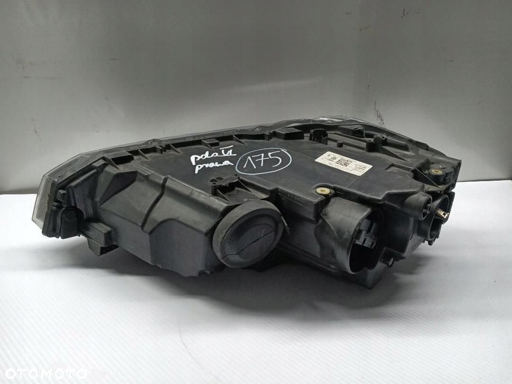 LAMPA PRZÓD PRZEDNIA PRAWA VW POLO VI 2G1941006 - 6