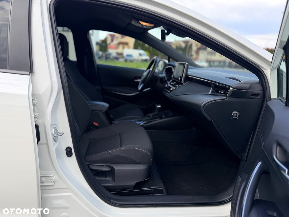 Toyota Corolla 1.8 Hybrid Comfort - 18