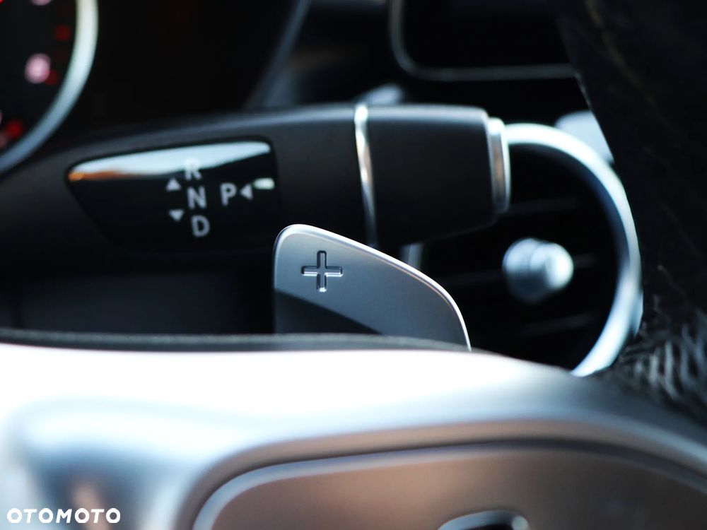 Mercedes-Benz Klasa C 220 d 9G-TRONIC AMG Line - 35