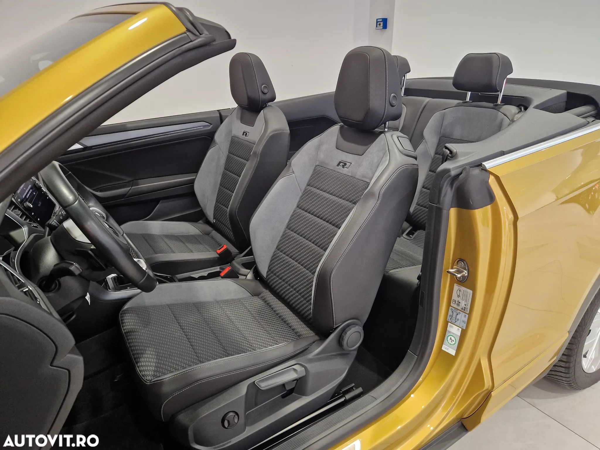 Volkswagen T-ROC Cabriolet 1.5 TSI OPF DSG R-Line - 11
