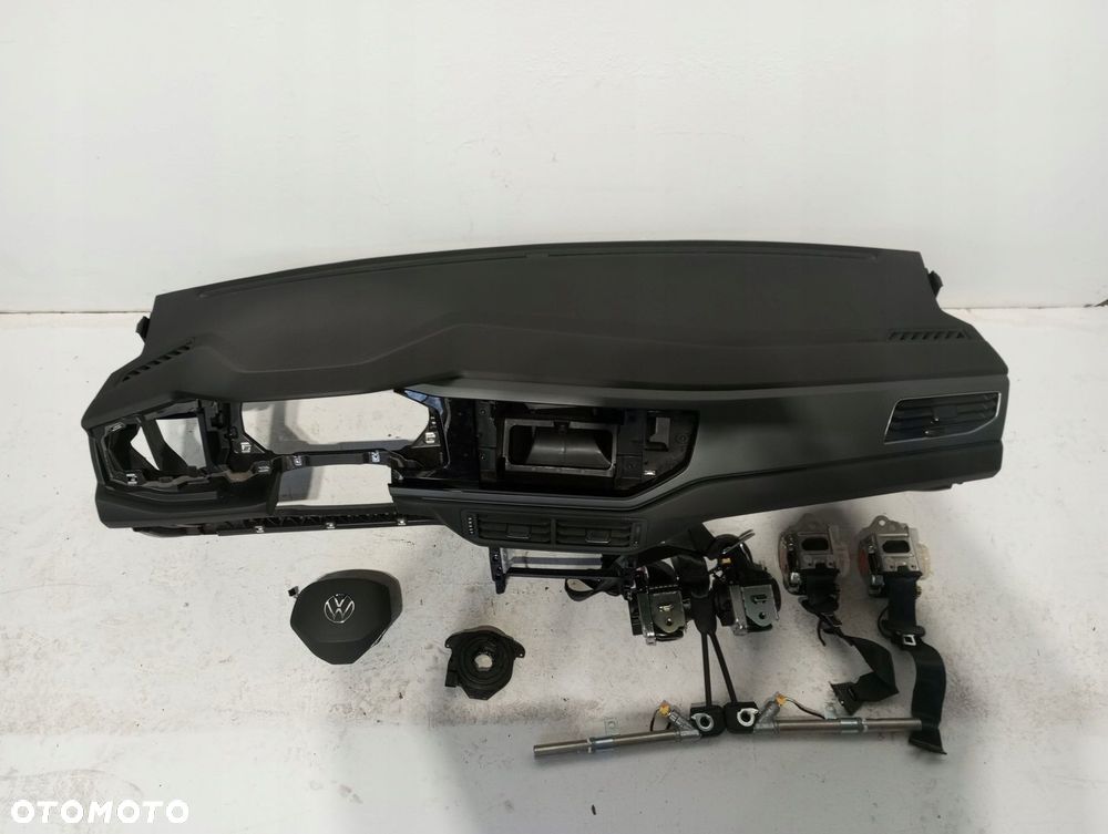 Konsola pulpit deska VW TAIGO 2G7 - 3