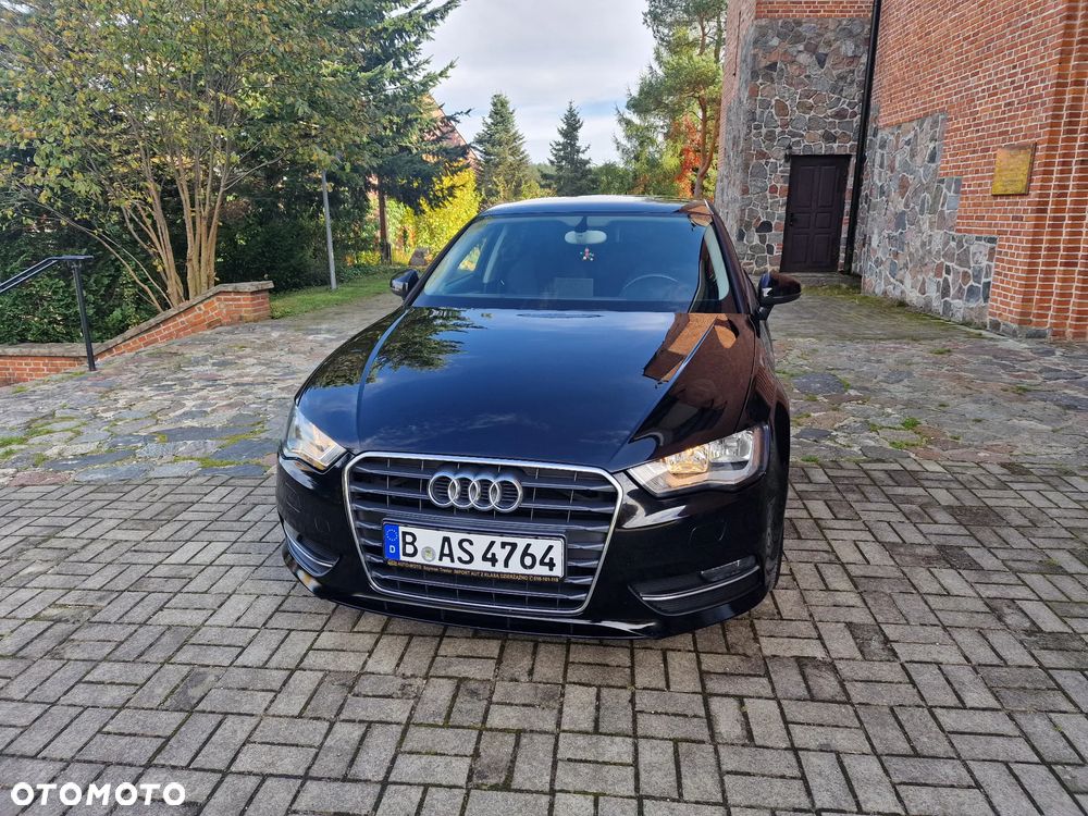 Audi A3 Sportback 2013 photo 2