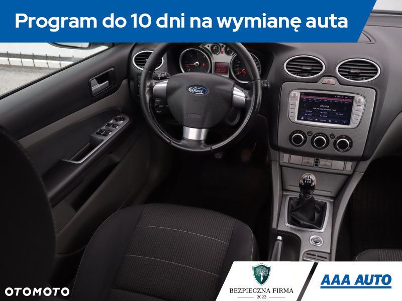 Ford Focus SW - 9