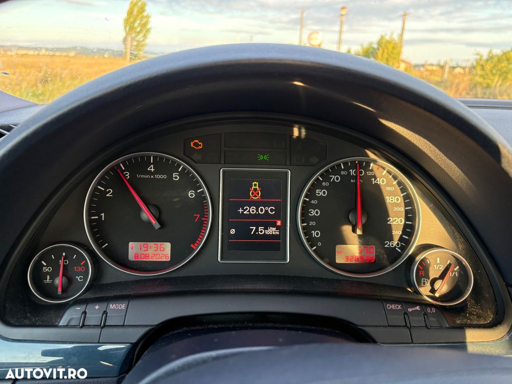 Audi A4 Limuzina - 8