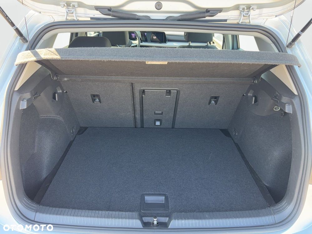 Volkswagen Golf - 29