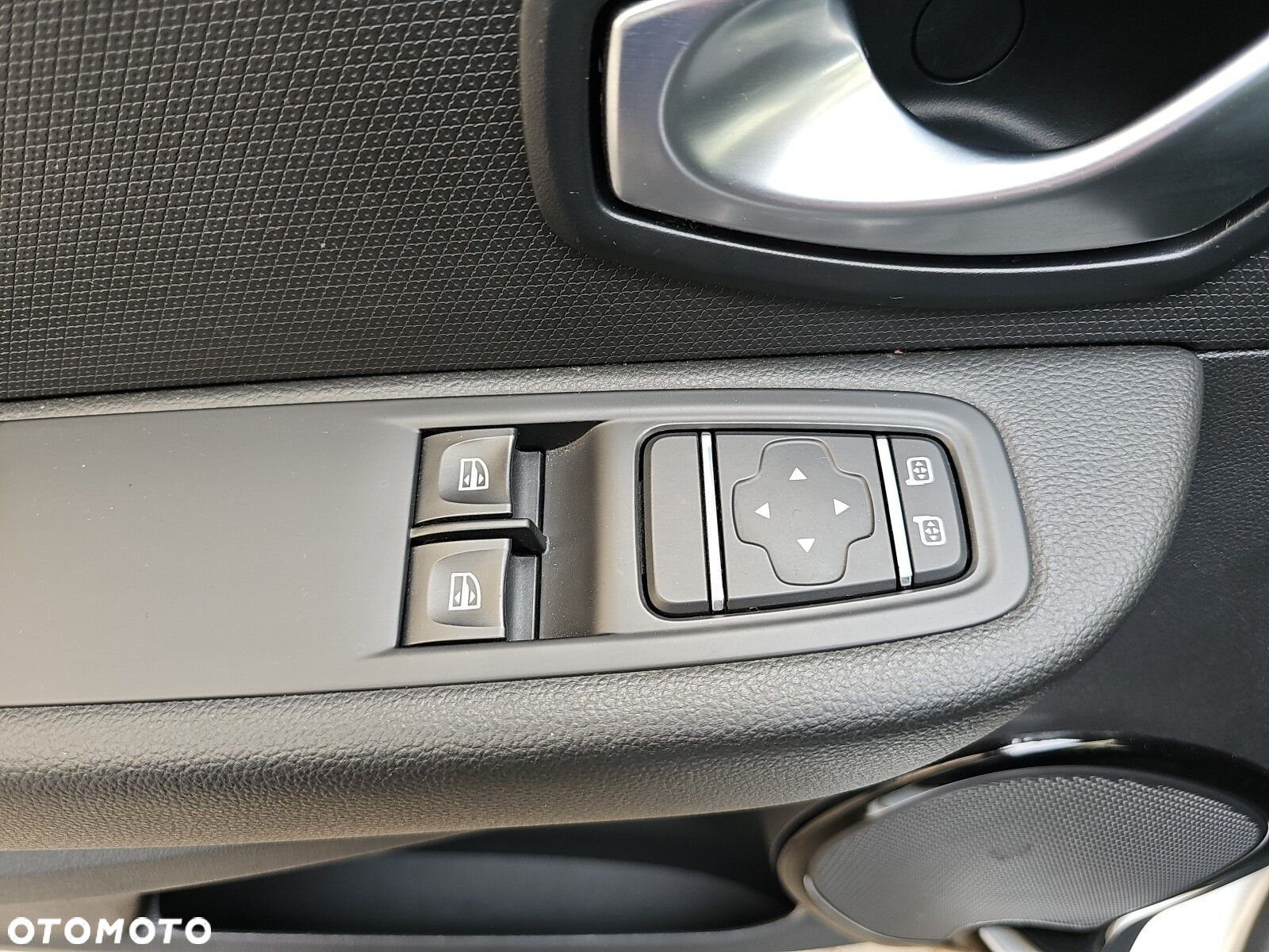Renault Clio - 18