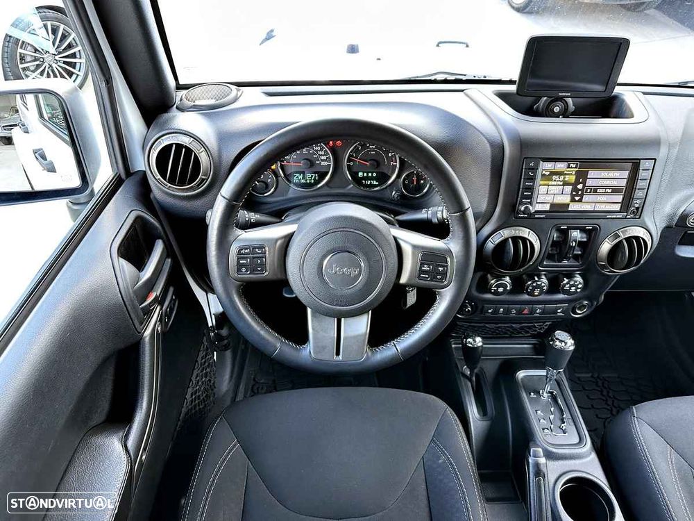 Jeep Wrangler Unlimited - 10