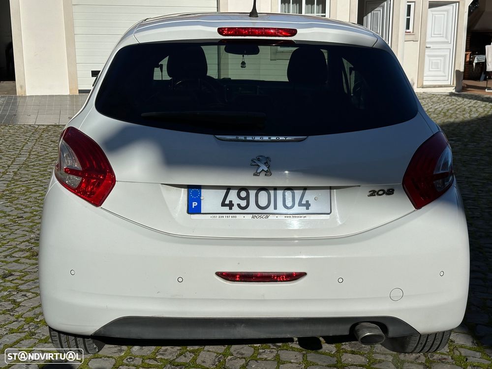 Peugeot 208 1.2 VTi Allure - 6